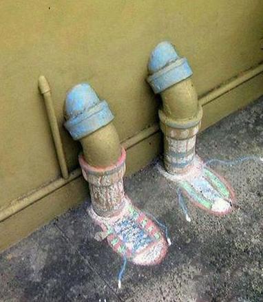 一个人静静的坐着 一个人静静的坐着