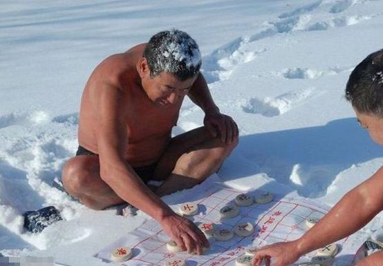 下棋最重要是要冷静 下棋最重要是要冷静