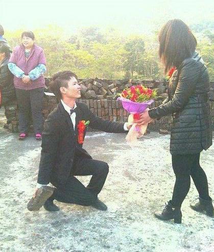 不接受一砖拍死你 不接受一砖拍死你