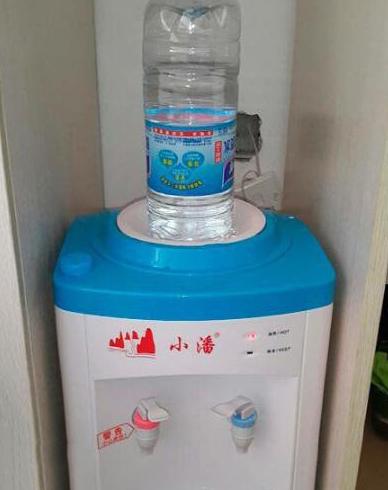 为了喝口热水也是不容易啊 为了喝口热水也是不容易啊