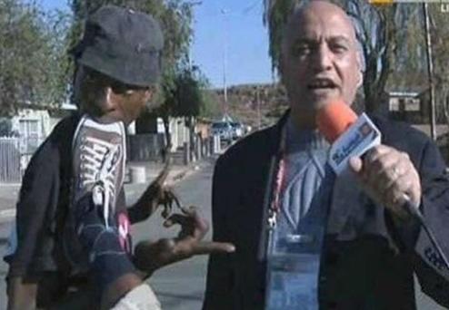 为了抢镜也是够拼了 为了抢镜也是够拼了