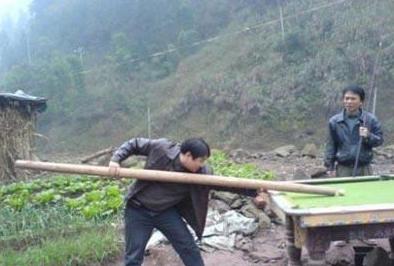 乡村台球俱乐部比赛现场 乡村台球俱乐部比赛现场