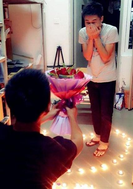 他肯定是世界上最幸福的男人 他肯定是世界上最幸福的男人