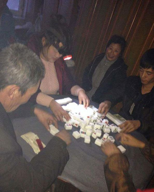 停电了玩麻将的最高境界 停电了玩麻将的最高境界