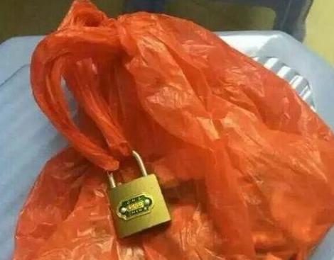 吃货室友说怕我偷吃 吃货室友说怕我偷吃