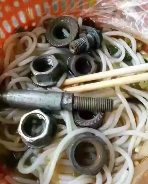 听说这才是正宗美味螺丝粉 听说这才是正宗美味螺丝粉