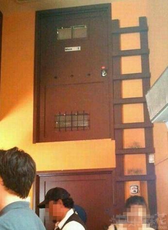 回趟家也是不容易吧 回趟家也是不容易吧