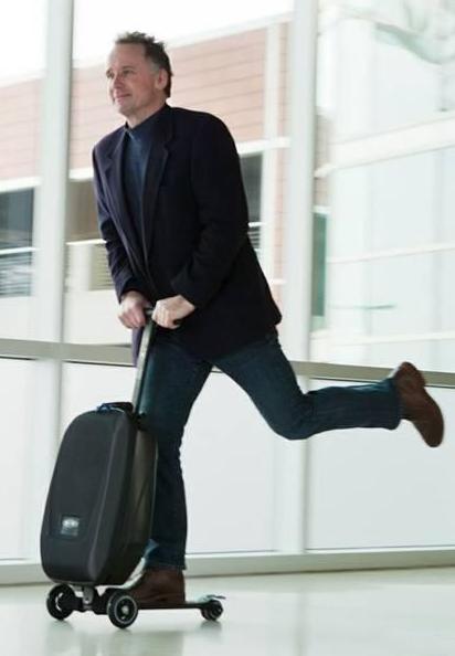 多方便的旅行箱啊 多方便的旅行箱啊