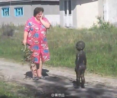 妈妈已经对熊孩子伤心欲绝了 妈妈已经对熊孩子伤心欲绝了