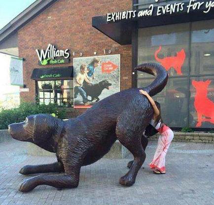 妹子你这姿势略重口味 妹子你这姿势略重口味