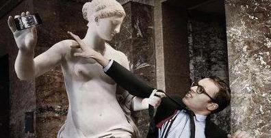 快还我手机我没偷拍 快还我手机我没偷拍