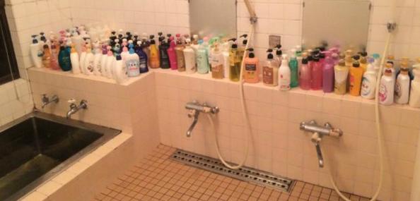 忽然有种进了需要自助调酱的火锅店的感觉 忽然有种进了需要自助调酱的火锅店的感觉