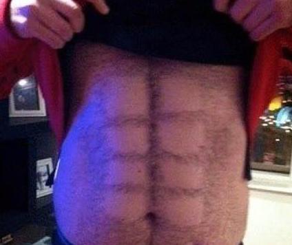 我也来秀秀我的八块腹肌 我也来秀秀我的八块腹肌