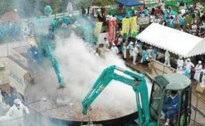 挖掘机的炒菜比赛 挖掘机的炒菜比赛