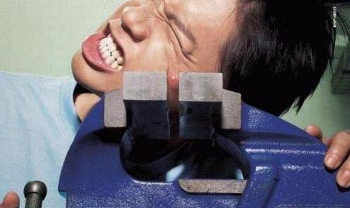 挤痘痘的最佳方式 挤痘痘的最佳方式