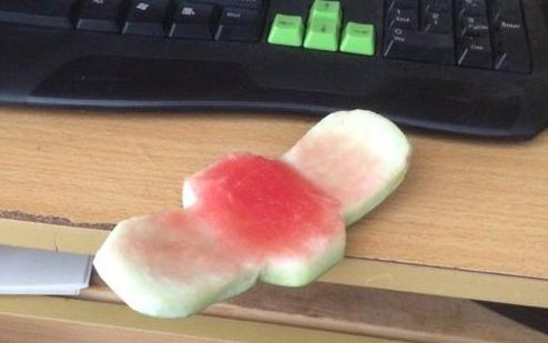 明显是刚用完呀 明显是刚用完呀