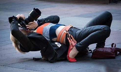 没点好腰力都不好意思说自己是搞摄影的 没点好腰力都不好意思说自己是搞摄影的