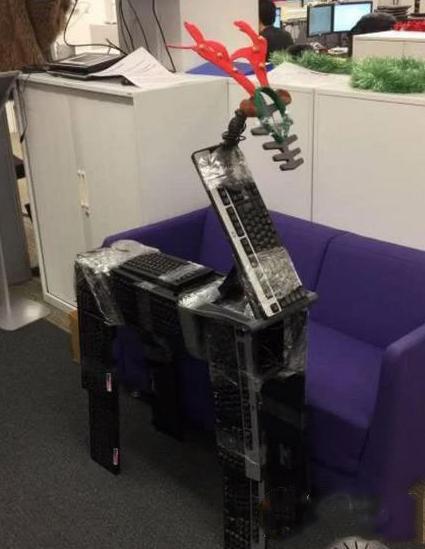 登录就送圣诞时装 登录就送圣诞时装