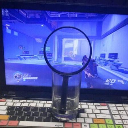 眼神不好使都是这么玩游戏的 眼神不好使都是这么玩游戏的