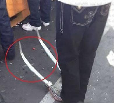 自从穿了这双鞋子再也不怕有人插队了 自从穿了这双鞋子再也不怕有人插队了