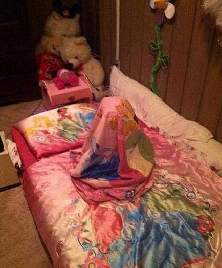 自娱自乐的捉迷藏游戏 自娱自乐的捉迷藏游戏