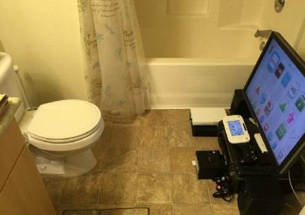 见识下科技宅家的豪华厕所 见识下科技宅家的豪华厕所