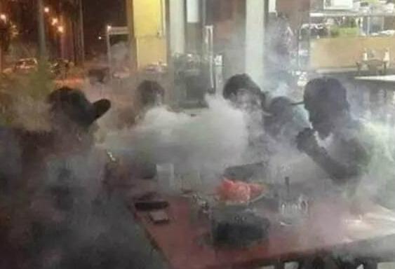 还能不能好好吃个烧烤 还能不能好好吃个烧烤