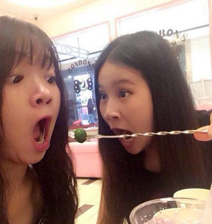 这个井盖毫无违和感 这个井盖毫无违和感