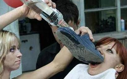 这样喝酒是不是醉得快些 这样喝酒是不是醉得快些