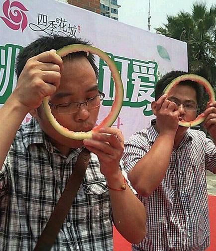 这西瓜吃的很有水平嘛 这西瓜吃的很有水平嘛