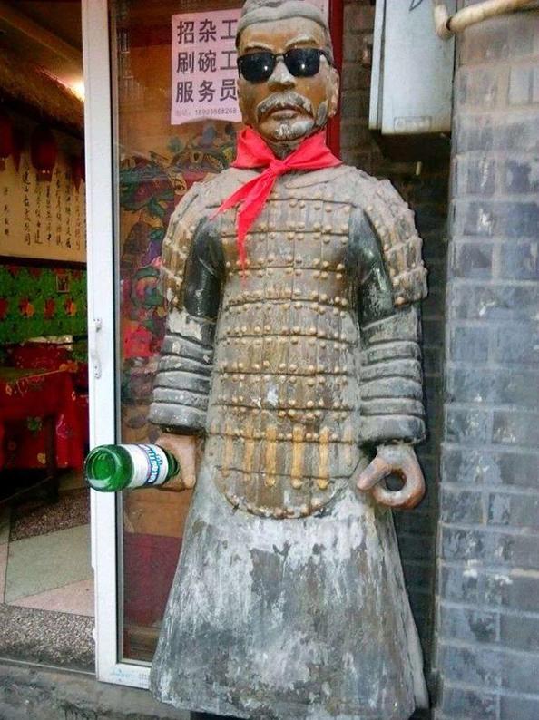 饭店门口的保安 饭店门口的保安