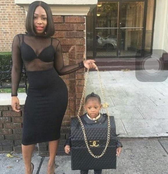 香奈儿牌亲闺女 香奈儿牌亲闺女